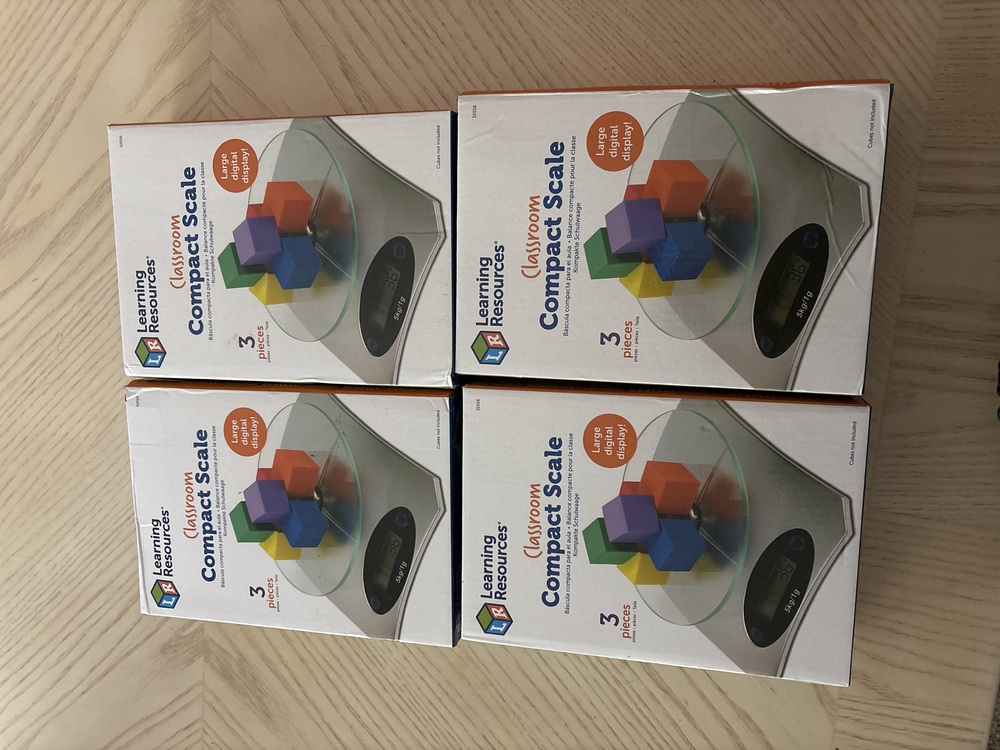 Lot of  4 Learning Resources Compact Classroom Home Scales
